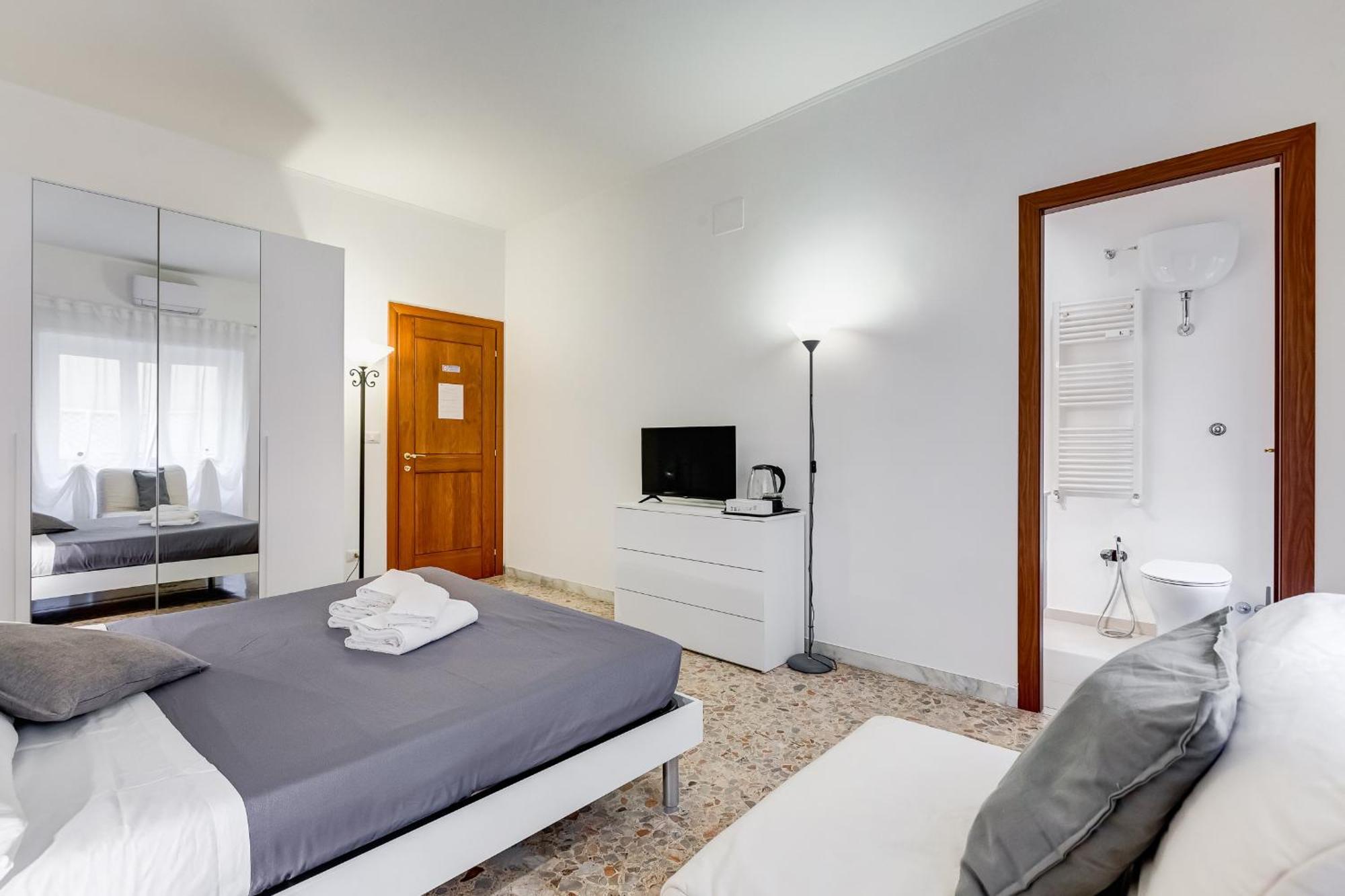 Trastevere Homestay Rome Bagian luar foto